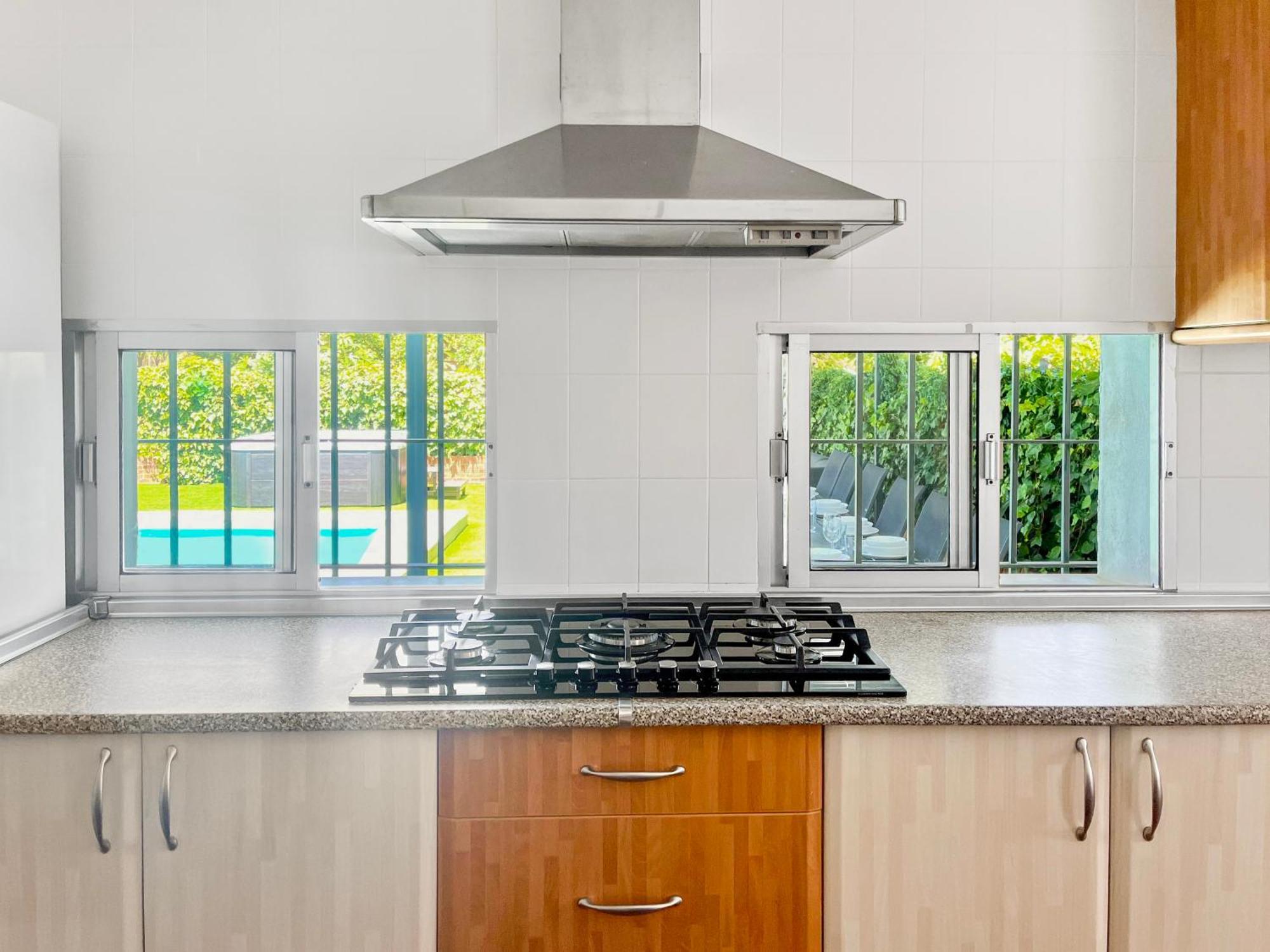 Villa San Patricio I Piscina Privada I Jacuzzi Spa I Bbq I Ps5 I Aire Acon I 3000M2 I 5Min-Centro Jerez de la Frontera Exterior photo